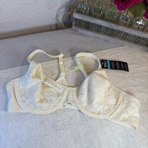 Bali Smoothing Underwire Bra DF3432 Size 40B Pearl Lace‎